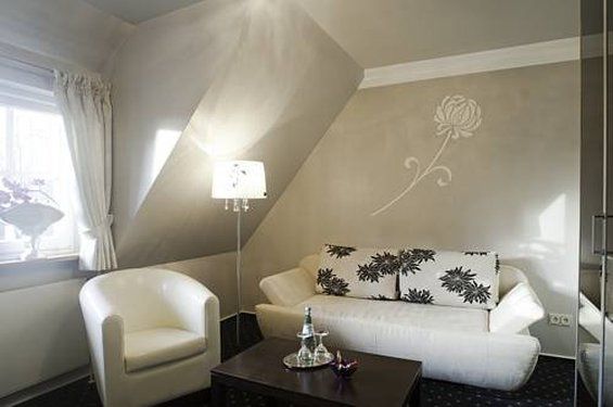 Amethyst Hotel Garni Lueneburg Deutsch Evern Exterior foto